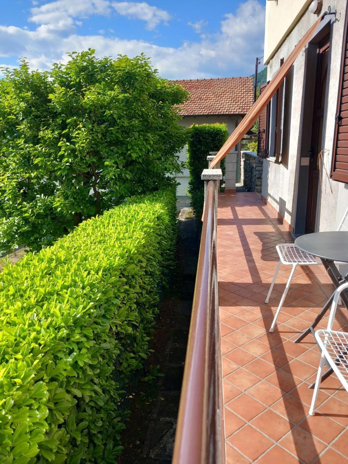 Lake And Guzzi View - Holiday Home 曼代洛-德尔拉里奥 外观 照片